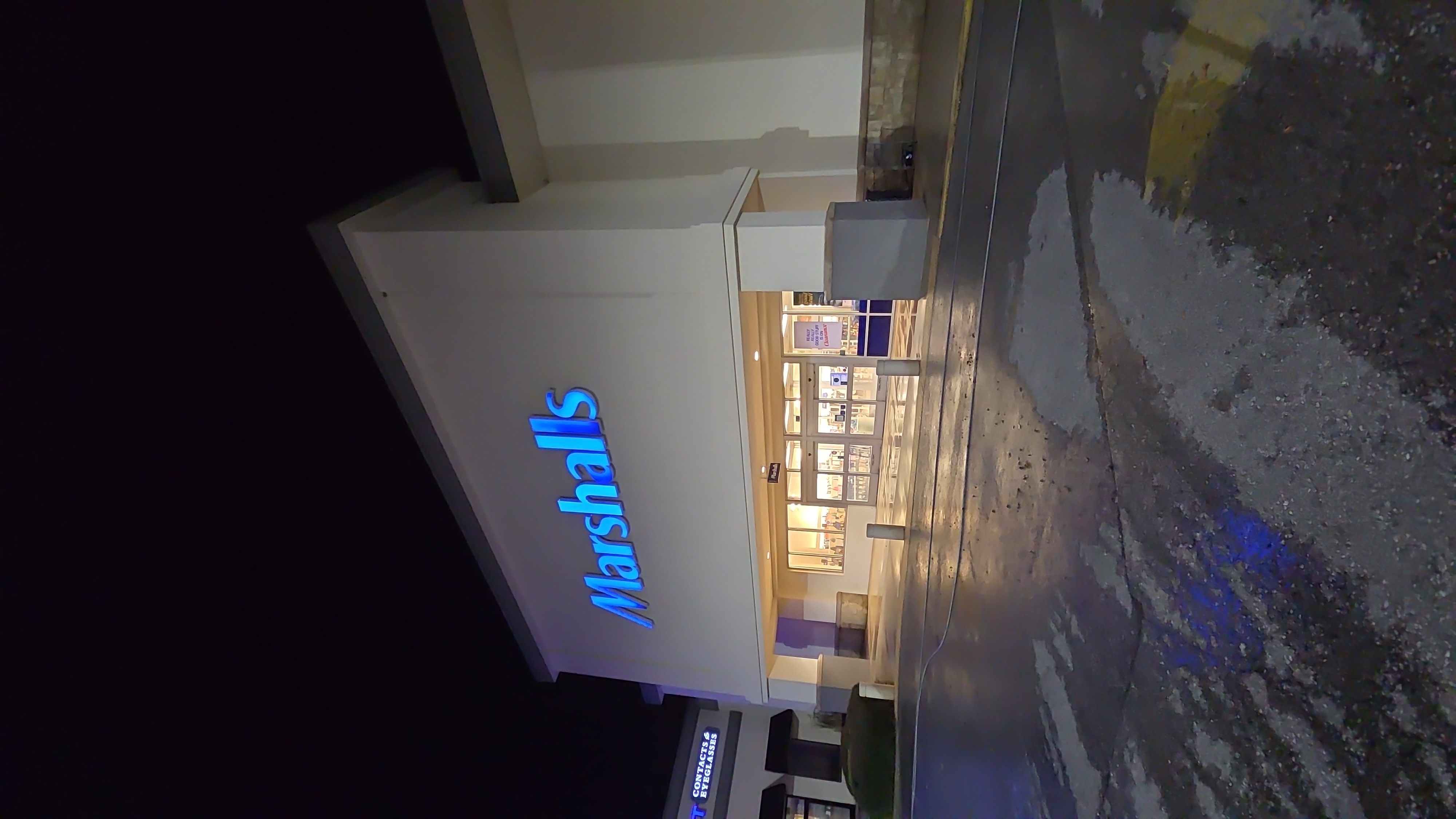 Commercial concrete sidewalk and entryway power washing